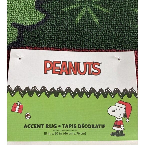 Peanuts Snoopy Christmas Wreath 18 x 30" Accent Rug Mat Holiday NEW - Picture 3 of 11